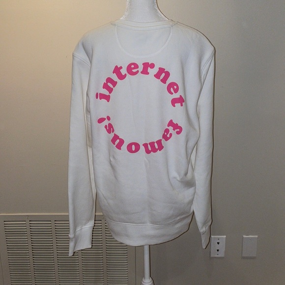 Internet famous! Sweatshirt - Picture 2 of 5